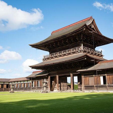 Kadokyu Ryokan Такаока Екстер'єр фото