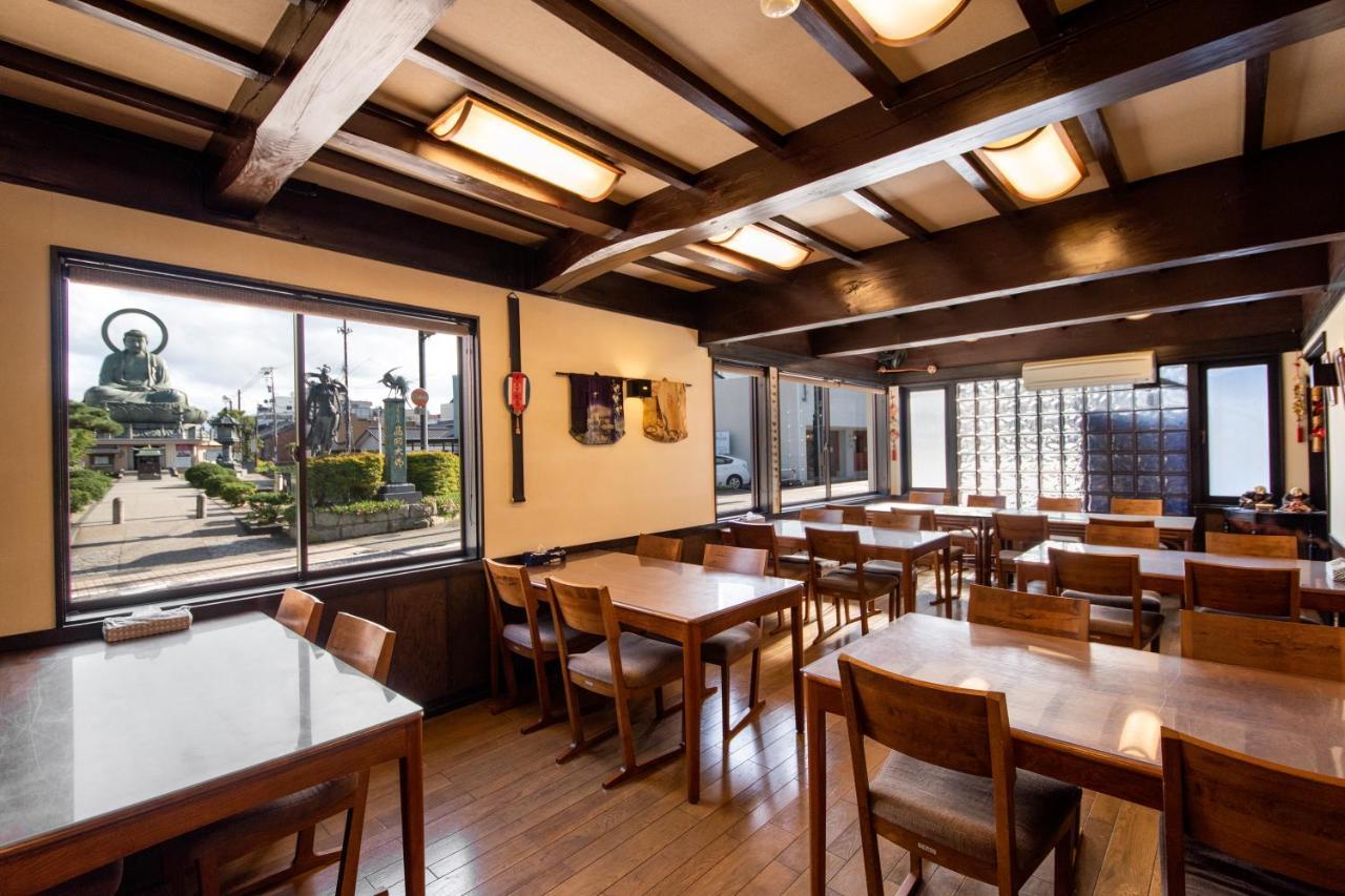 Kadokyu Ryokan Такаока Екстер'єр фото