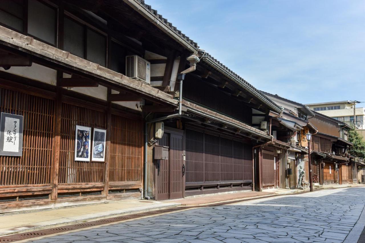 Kadokyu Ryokan Такаока Екстер'єр фото