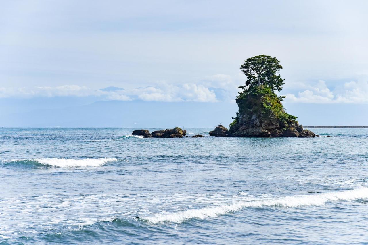 Kadokyu Ryokan Такаока Екстер'єр фото