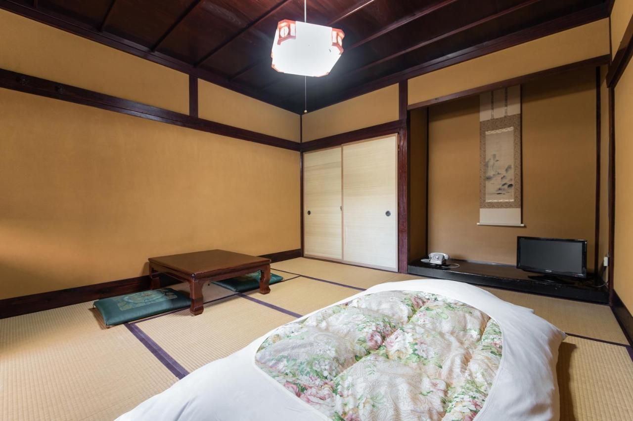 Kadokyu Ryokan Такаока Екстер'єр фото