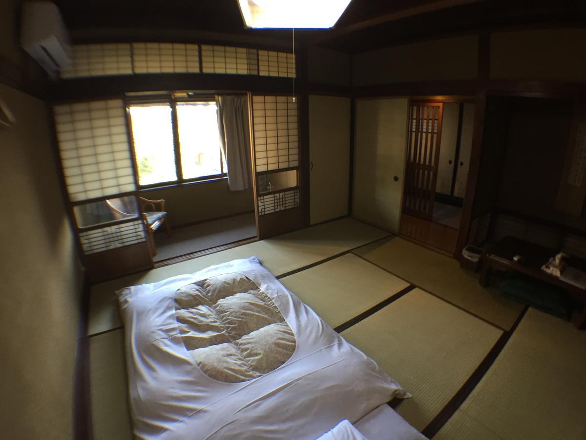 Kadokyu Ryokan Такаока Екстер'єр фото